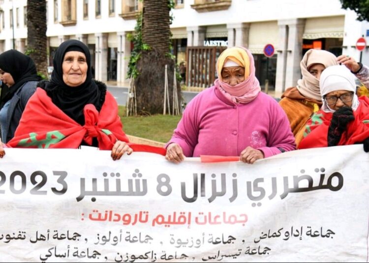 بردُ الشتاء لم يُسكتهم… متضررو زلزال الحوز يحتجون أمام البرلمان ويطالبون بإنصاف شامل