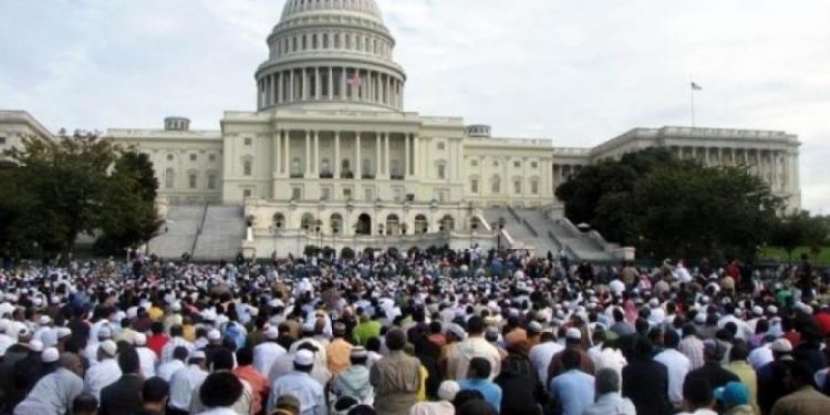 واشنطن تعترف رسميًا بعيدَي الفطر والأضحى: خطوة تعكس ترسيخ التنوع الديني في الولايات المتحدة