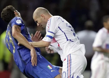 ها علاش  زيدان  “نطح” ماتيراتزي في نهائي كأس العالم 2006