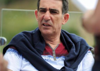 «شكون أنت؟» .. حين كشف نعمان لحلو عن وجهٍ “بوليسي”  أمام صحافية  “لوبوكلاج”