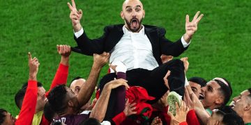 وليد الركراكي… مهندس ملحمة قطر ونهاية فصل استثنائي في تاريخ الكرة المغربية