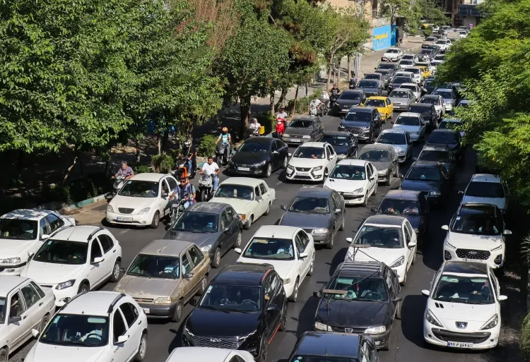 نزوح نحو 100 ألف شخص من طهران بعد بدء الهجوم الأمريكي-الإسرائيلي على إيران