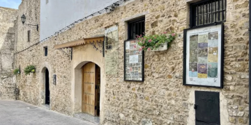 رمضانيات .. رياض السلطان بطنجة: الحضرة الشفشاونية بصوت هالة بنسعيد وعودة حميد الحضري بألبوم “جذور”