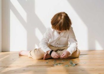من صمت التوحّد إلى منصّات الإنجاز ..  “أسعد” يكتب قصة انتصار في اليوم العالمي للتوحد