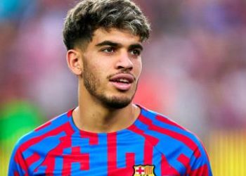 برشلونة يتخلى عن ضحية يامال لإعادة نجم المغرب