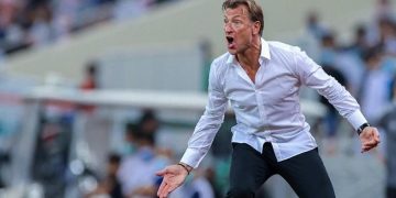 قبل المونديال بشهرين… هيرفي رونار خارج أسوار الأخضر السعودي