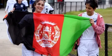 فيفا:  يمنح لاعبات أفغانستان حق المشاركة الرسمية في كرة القدم.. وقيادات نسائية تصف القرار بالتاريخي