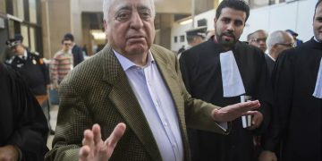 محمد زيان: حين ينتصر النبل على الأضواء .. حكاية أول لقاء لا يُنسى