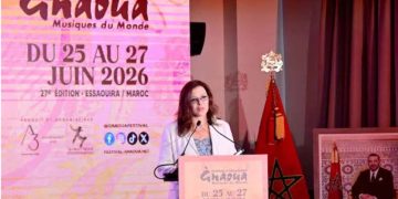 الصويرة تعزف على إيقاع العالم: 400 فنان يحيون روح كناوة في دورة استثنائية