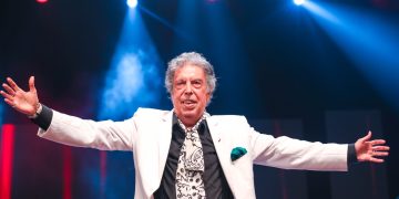 عريس الطرب يعود إلى الرباط… عبد الوهاب الدكالي يحيي ليلة استثنائية بمسرح محمد الخامس