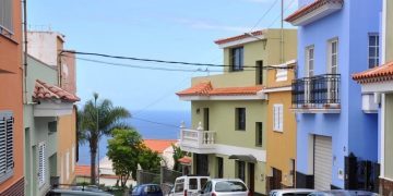 المغاربة في صدارة الاستثمار العقاري بإسبانيا.. المرتبة الثانية وحضور قوي في السوق