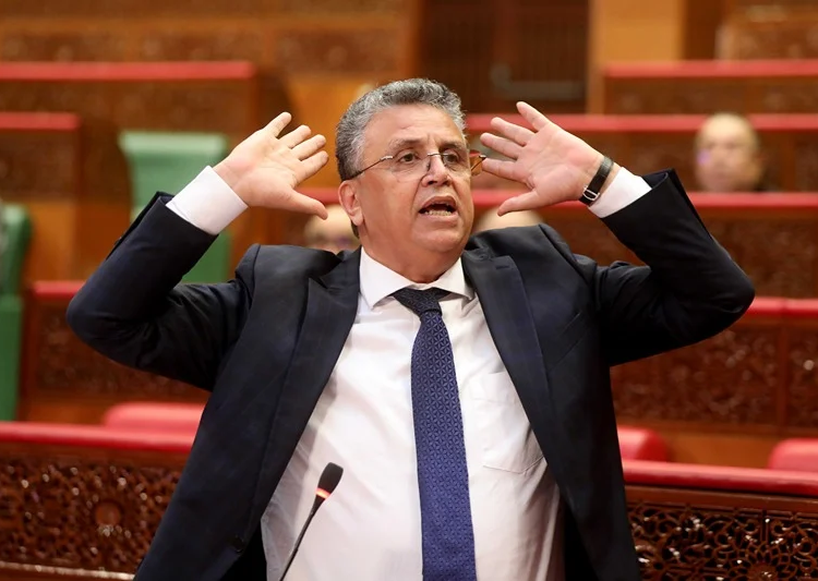 من مكتب الوزير إلى “الأنبياء المعصومين”.. عبد اللطيف وهبي يكشف “أسرار صناعة القانون” في ندوة بالرباط ويصف علاقته بالمحكمة الدستورية بـ”السيئة جداً