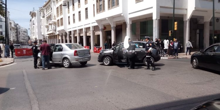 عاجل: حادثة سير بين سيارتين بشارع علال بن عبد الله بالرباط و  إصابة امراة