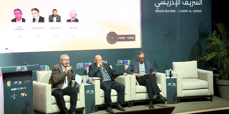 صراع السرديات: كيف تحولت “المحكيات” إلى سلاح لتوجيه الرأي العام وصناعة الشرعية؟