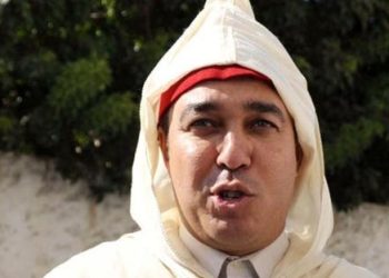 معارضون يدافعون عن الريع الصحافي .. على محمد أوزين أن يخجل