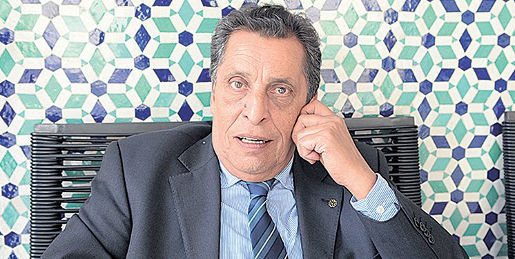 الخبير الإعلامي جمال الدين ناجي يوثّق الوجوه التي صنعت الذاكرة المغربية في كتابه الجديد “بورتريهات مغربية”