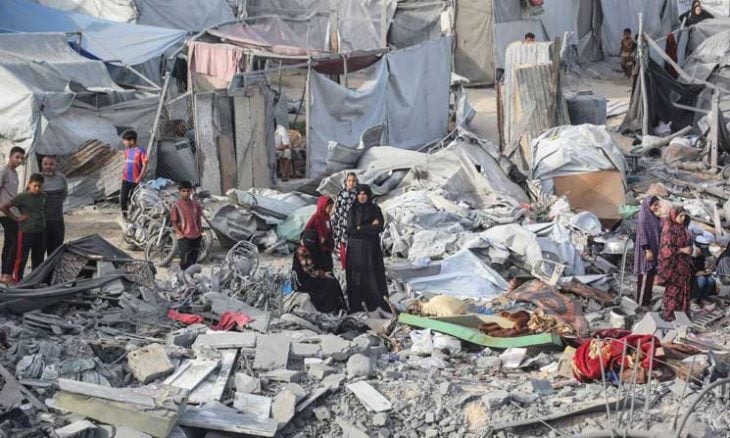 غزة.. 8 شهداء يرفعون حصيلة الإبادة إلى 72 ألفا و988 وإسرائيل تعتقل 7 مسعفين و9 صيادين