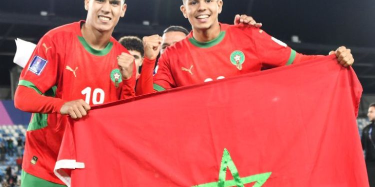 الإعلام الهولندي يرفع القبعة لـ”أسود الأطلس”.. المغرب لم يعد مفاجأة بل منافساً على اللقب
