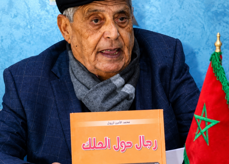 الموت يغيب الصحفي محمد الأمين ازروال أحد الوجوه البارزة بجريدة “الأنباء” الحكومية
