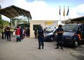 رئيس سبتة يعلن “الطوارئ الإنسانية المطلقة” بعد وصول مئات المهاجرين سباحة من المغرب