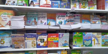 غضب الكتبيين من خروقات قطاع الكتاب المدرسي