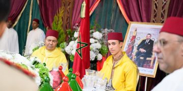 رئيس الحكومة يقيم مأدبة غداء بتطوان بمناسبة عيد العرش بحضور ولي العهد والأمير مولاي رشيد