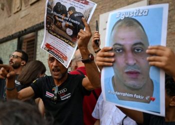 السلطات المغربية تطالب إيطاليا بالإسراع في التحقيق بوفاة مغربي أثناء توقيفه