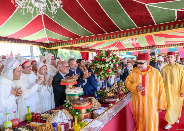 الملك محمد السادس يترأس حفل استقبال رسمي بالمضيق احتفاء بعيد العرش بحضور الأمراء وكبار المسؤولين