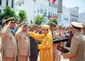 الملك محمد السادس يترأس حفل أداء قسم ضباط فوج “العيون” ويطلق اسمه على الأفواج المتخرجة