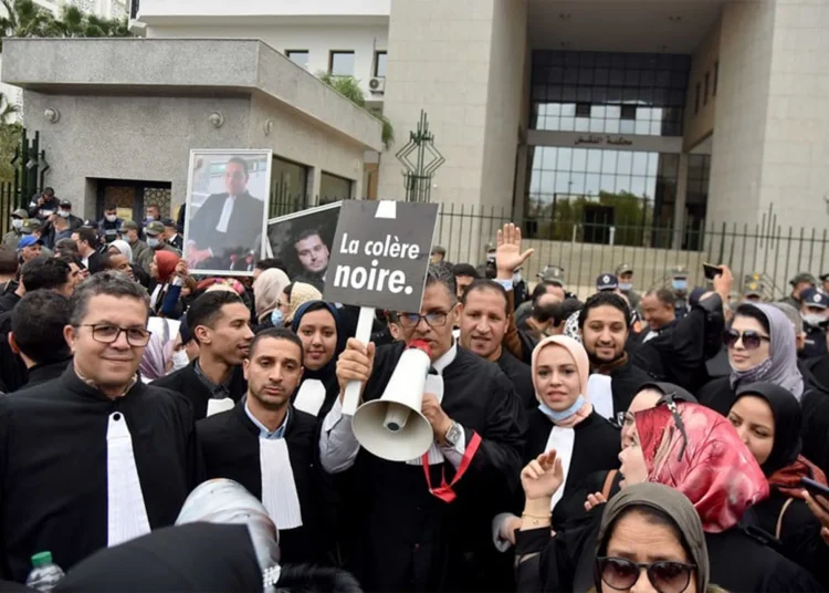 هيئات المحامين تقرر تمديد الإضراب المفتوح احتجاجاً على “قانون المحاماة”
