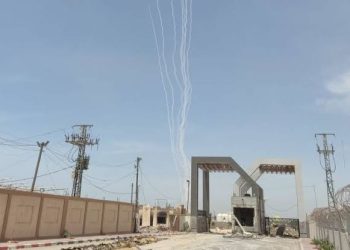الحرس الثوري الإيراني يعلن استهداف قاعدتين في الأردن والدفاعات الجوية تتصدى لهجمات على العقبة