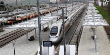المغرب يطلق صفقة بـ385 مليون درهم لبناء 5 محطات قطار بين بنجرير ومراكش