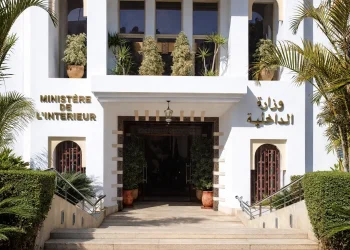الداخلية تحذر من دعوات عبور جماعي لسبتة وتؤكد التصدي لأي محاولة