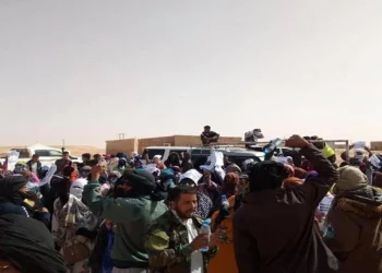 احتجاجات في مخيمات تندوف تطالب بعلاج مرضى وتندد بتدخل البوليساريو