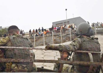 الجرب يصيب 24 جندياً إسبانياً في سبتة المحتلة والدفاع تنفي صلته بالمهاجرين