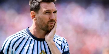 ميسي يعلن اعتزاله اللعب الدولي بعد مسيرة حافلة مع الأرجنتين