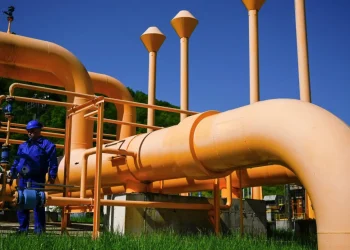 إسبانيا تخفض صادرات الغاز إلى المغرب بنسبة 30% دون إعلان رسمي للأسباب