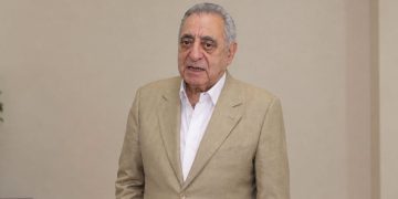 النقيب زيان من زنزانته: شكراً لكل من تضامن معي