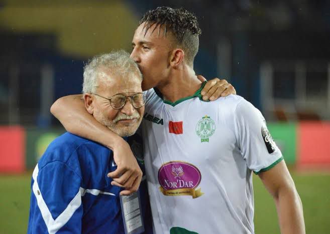 “ديما رجا واخا يبقى فيها غير اليوعري”.. العش الاخضر يودع قلبه النابض بالوفاء