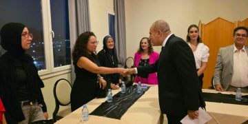 سفير مصر لدى المغرب يلتقي الجالية المصرية بتطوان ويعرض مبادرات دعم المصريين بالخارج