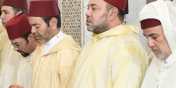بنكيران من العيون: «المغاربة يريدون ملكاً يسود ويحكم».. ورفضٌ صريح للملكية البرلمانية