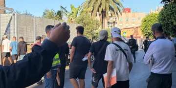 إسبانيا تبدأ بترحيل 51 جزائرياً من سبتة في أول عملية من نوعها