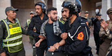 الذكرى الأولى لحراك جيل زد: وقفة أمام البرلمان للمطالبة بالإفراج عن المعتقلين