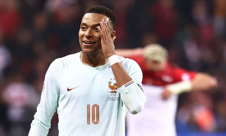 مبابي يتهكم على أنباء غضبه من ريال مدريد وزين الدين زيدان