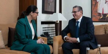 المنصوري تتسلم السلط من أخنوش وتؤكد مواصلة الأوراش الملكية