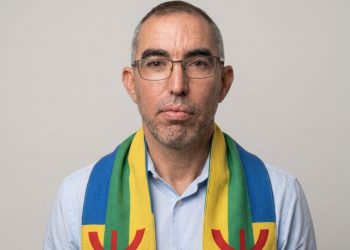 العزوف السياسي والانتخابي: انتفاضة صامتة أم انزواء حول الذات؟