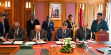 المغرب وجزر القمر يوقعان مذكرة تفاهم قضائية
