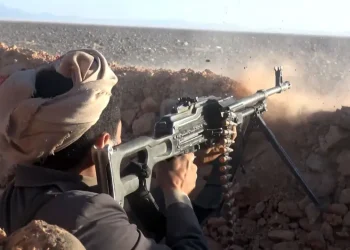 الحوثيون يصفون تفويض البرلمان المصري بـ”إعلان حرب”