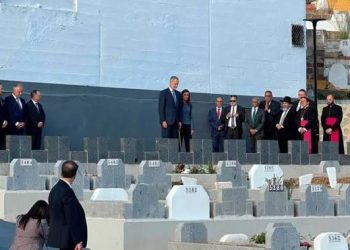 فيليبي السادس في سبتة الترحّم على الموتى بدل حماية الأحياء