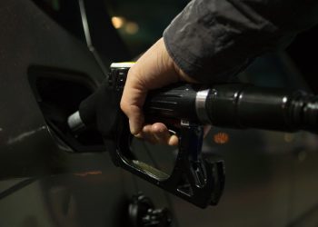 المحروقات في المغرب.. أسعار متقلبة وقدرة شرائية تدفع الثمن